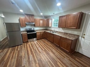 214 Emerald Ave in Pensacola, FL - Building Photo - Building Photo