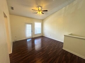 17952 Villa Creek Dr in Tampa, FL - Building Photo - Building Photo
