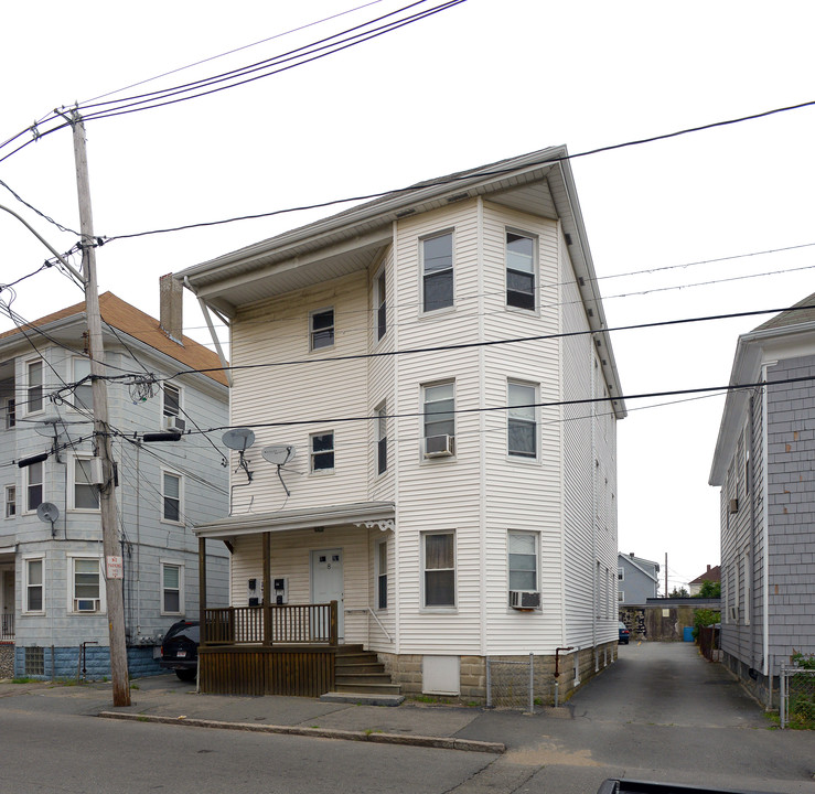 8 Jean St in New Bedford, MA - Building Photo