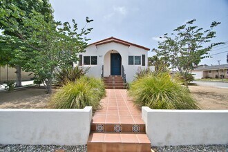 861 Sheldon St in El Segundo, CA - Building Photo - Building Photo