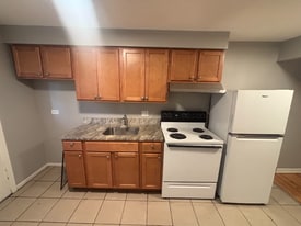 10720 S Ridgeland Ave in Worth, IL - Building Photo