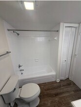 1512 Benjamin Pkwy in Greensboro, NC - Building Photo - Building Photo