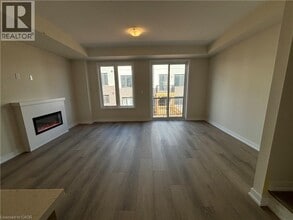 1319 Shevchenko Blvd in Oakville, ON - Building Photo - Building Photo