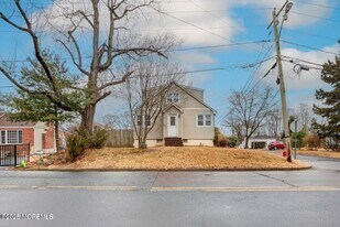 259 Matawan Ave in Matawan, NJ - Building Photo