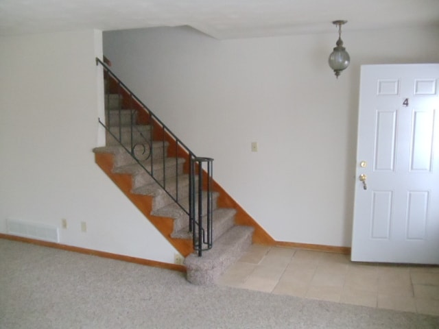 5807 Garrett Ln, Unit apt 2 in Rockford, IL - Building Photo - Building Photo