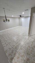 5881 NW 16th Pl in Sunrise, FL - Building Photo - Building Photo