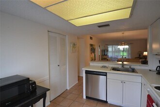 123 Cypress Ct in Oldsmar, FL - Building Photo - Building Photo