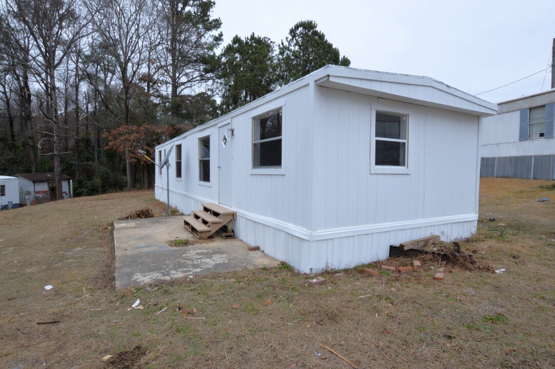 1000 Ashley Ct in Clanton, AL - Building Photo