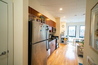 9 Miner St in Boston, MA - Building Photo - Building Photo