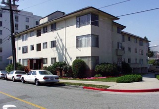 Bellevue Apartments in Oakland, CA - Building Photo - Building Photo