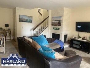 11864 Bernardo Terrace in San Diego, CA - Building Photo - Building Photo