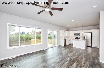 4716 NW 167th St in Urbandale, IA - Building Photo - Building Photo