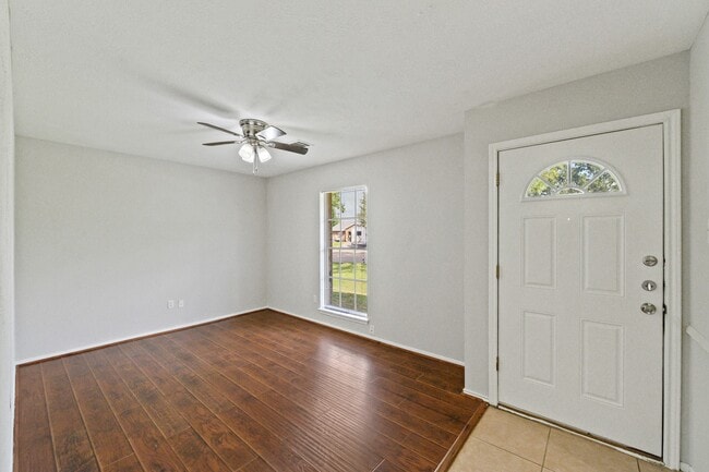 3308 Kathryn Cir in Pasadena, TX - Building Photo - Building Photo