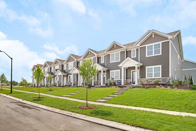 2246 Barbera Dr in Oswego, IL - Building Photo - Building Photo