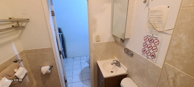 524 Timpson Pl in Bronx, NY - Building Photo - Building Photo