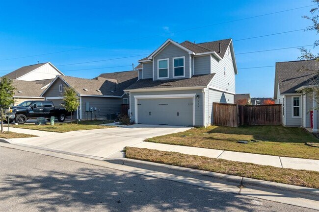 313 Majestic Cedar Dr in Liberty Hill, TX - Building Photo - Building Photo