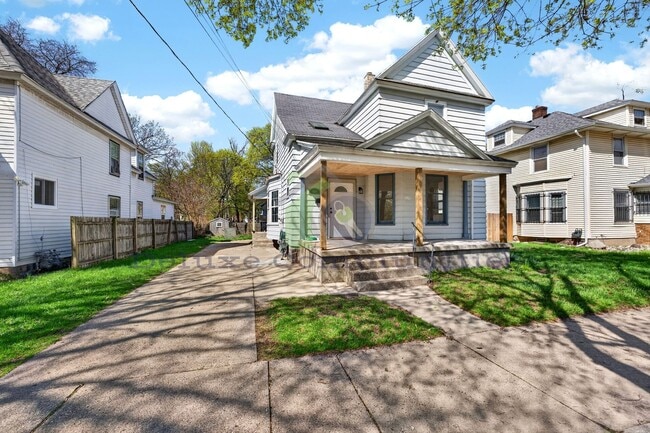 851 Worden St SE in Grand Rapids, MI - Foto de edificio - Building Photo
