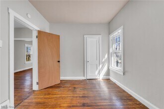 2150 Glenridge Rd in Euclid, OH - Building Photo - Building Photo