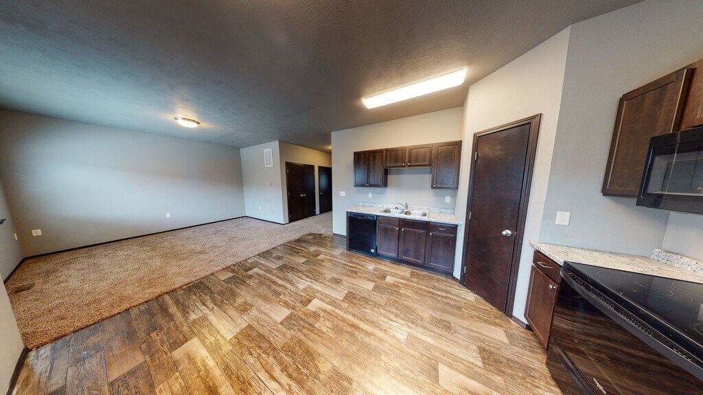 Tallgrass Village Apartments & Townhomes Spirit Lake, IA Apartments