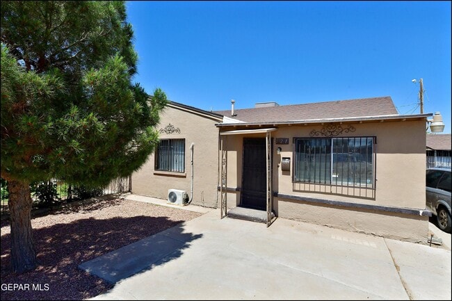 121 George Orr Rd in El Paso, TX - Building Photo - Building Photo
