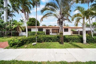 19402 NE 19th Ct in Miami, FL - Building Photo