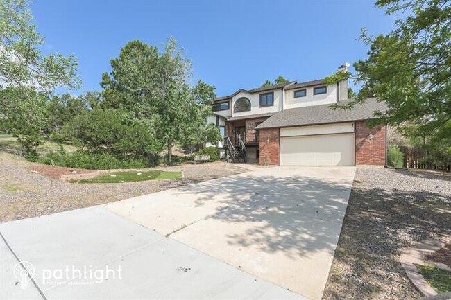 7545 Delmonico Dr in Colorado Springs, CO - Building Photo - Building Photo