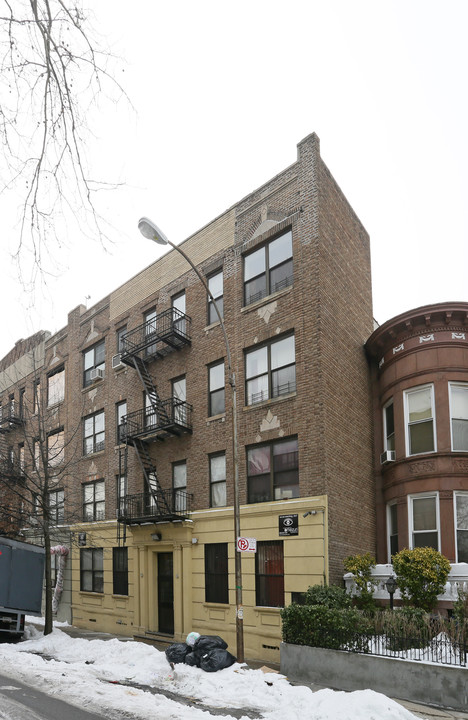 1574 Union St in Brooklyn, NY - Building Photo