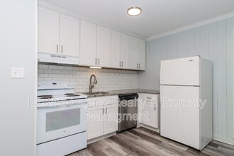 2331 15th St NE in Hickory, NC - Building Photo - Building Photo