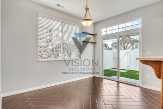 928 Chelsea Ln in North Salt Lake, UT - Building Photo - Building Photo