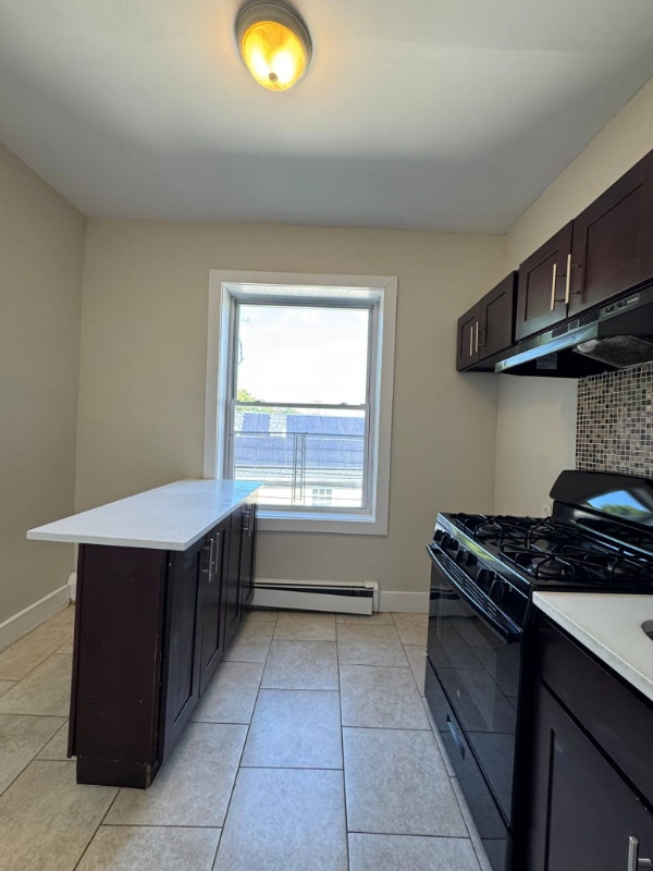 901 Bergen St in Newark, NJ - Building Photo - Building Photo