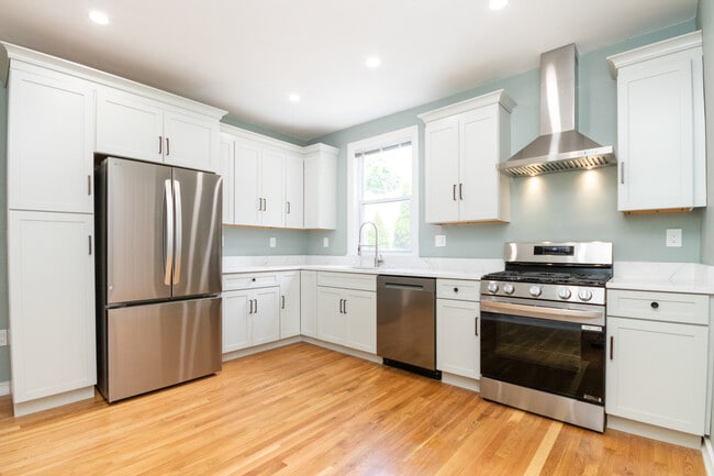 172 Eliot St, Unit 1