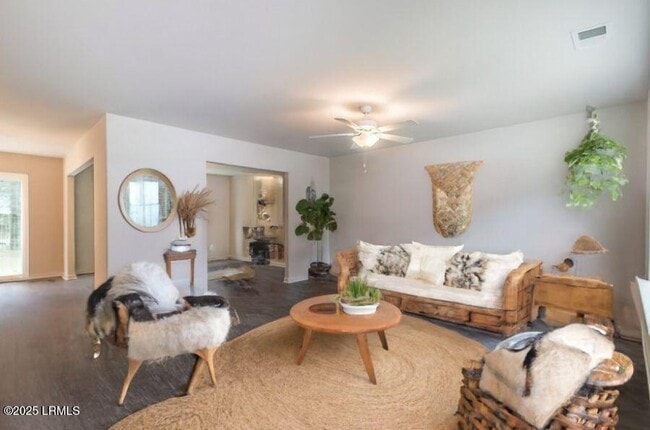 128 Teal Bluff Blvd in Seabrook, SC - Building Photo - Building Photo