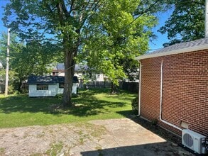 6901 100th Ave in Lanham, MD - Building Photo - Building Photo