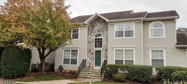 property at 6 Whitehead Rd