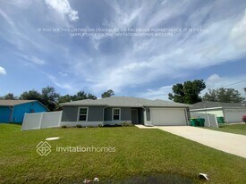 21271 Gaylord Ave in Port Charlotte, FL - Building Photo