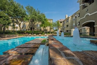 530 Buckingham in Richardson, TX - Building Photo - Building Photo