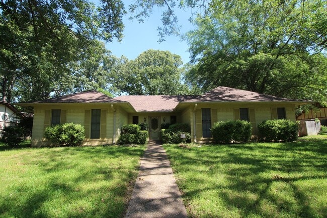 property at 2214 Heather Ln