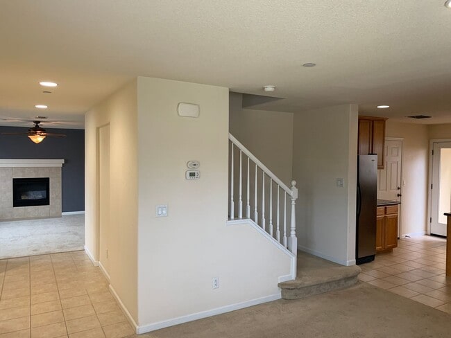 748 Stonehaven Loop in Woodland, CA - Building Photo - Building Photo