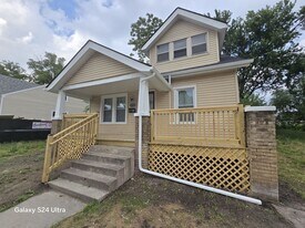 This beautifully updated 3-bedroom, 1-bath in Detroit, MI - Building Photo