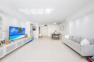 1001 91st St in Bay Harbor Islands, FL - Building Photo