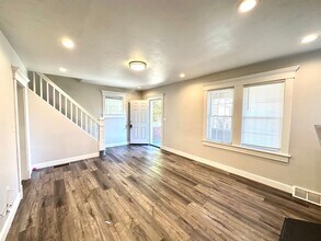 2034 Redrose Ave in Pittsburgh, PA - Building Photo - Building Photo