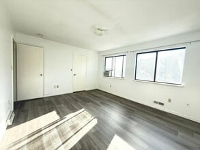 9 Jewett St in Ansonia, CT - Building Photo - Building Photo