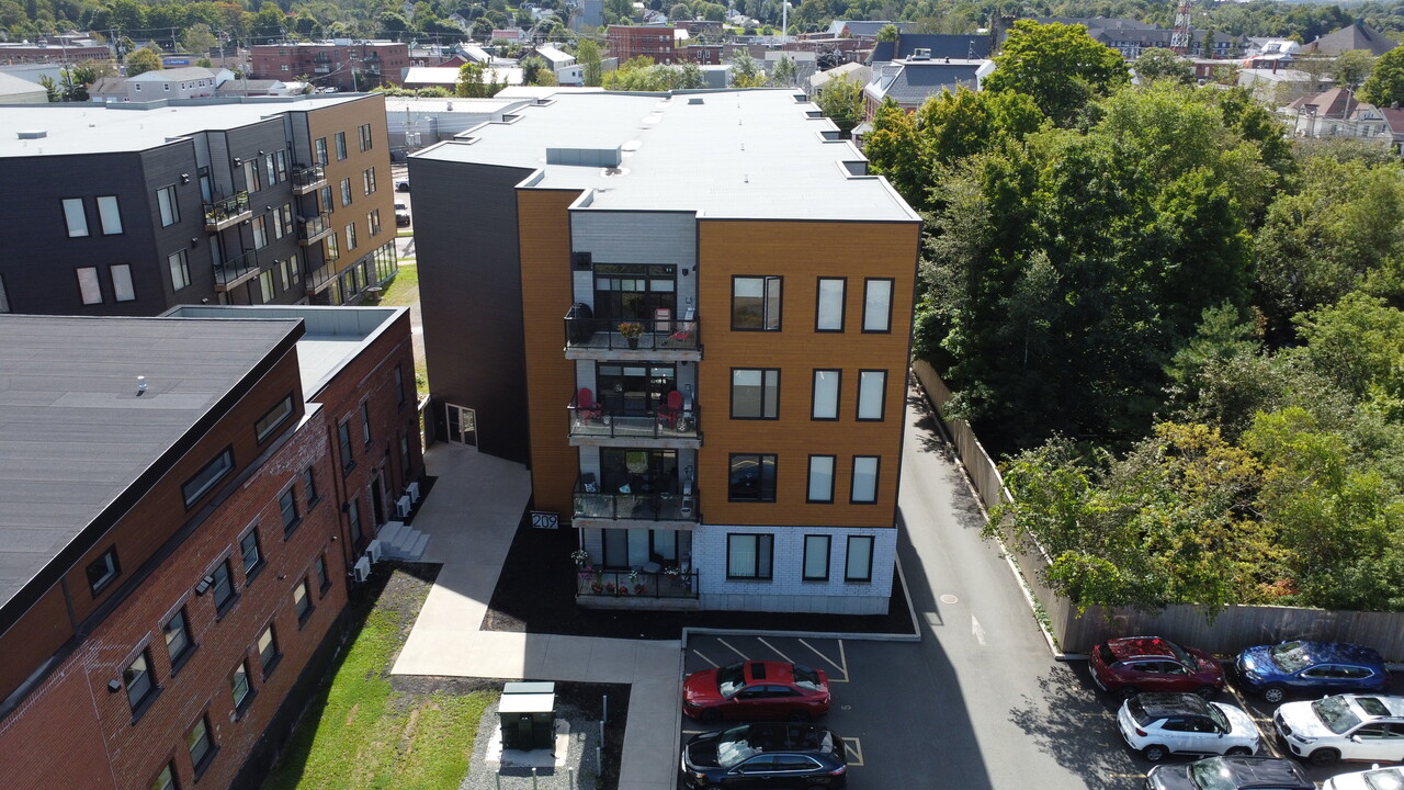 209 Queen St in Truro, NS - Building Photo