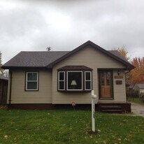 25517 Yale St in Dearborn Heights, MI - Building Photo