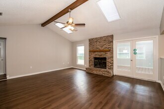 11544 Oak Park Dr in Jacksonville, FL - Foto de edificio - Building Photo