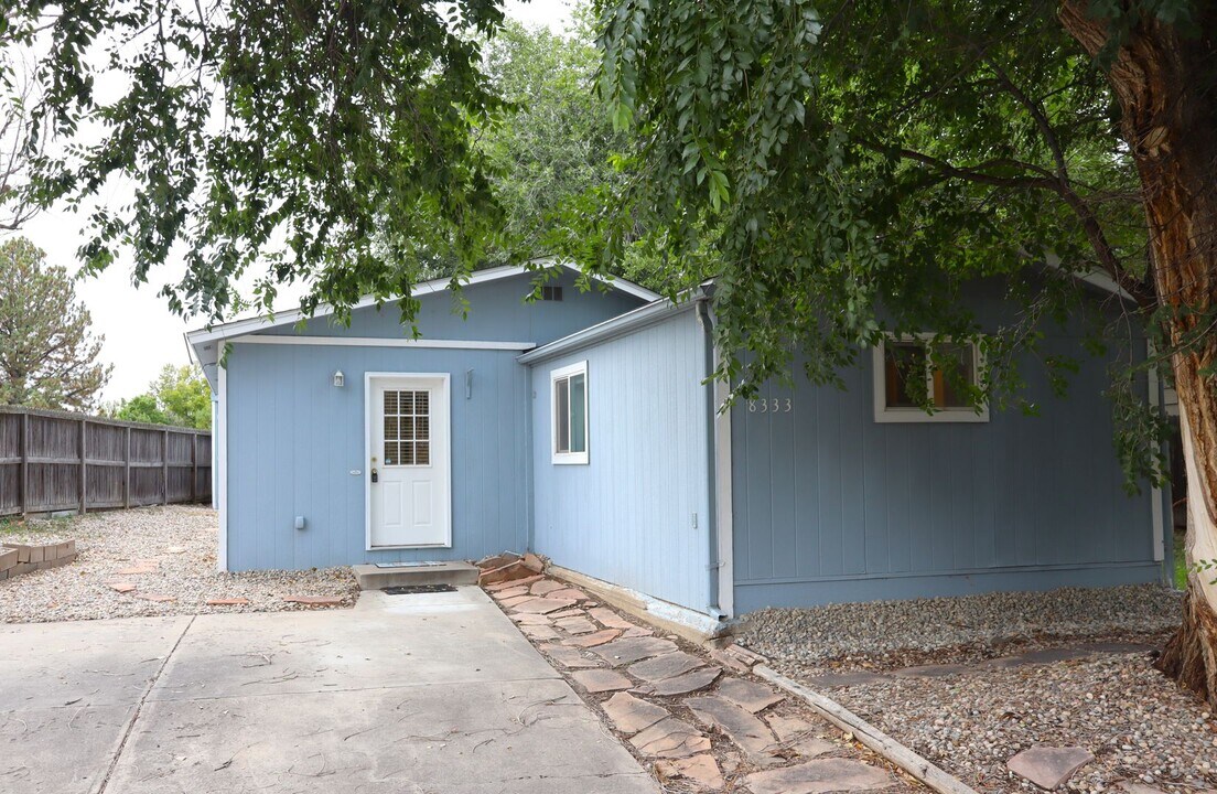 8333 Mummy Range Dr in Fort Collins, CO - Building Photo