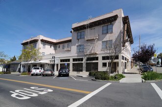 200-202 Main St in Rio Vista, CA - Building Photo - Building Photo