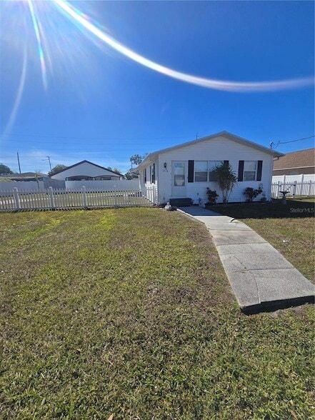 3918 W Robson St in Tampa, FL - Foto de edificio - Building Photo