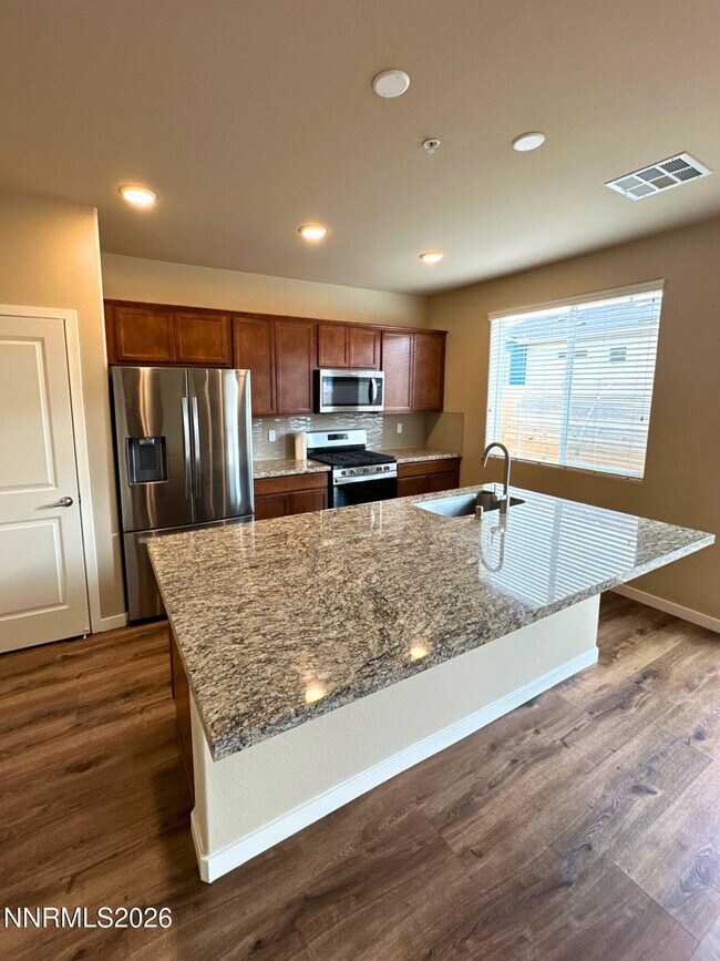 4932 Cavestone Rd in Sun Valley, NV - Building Photo - Building Photo