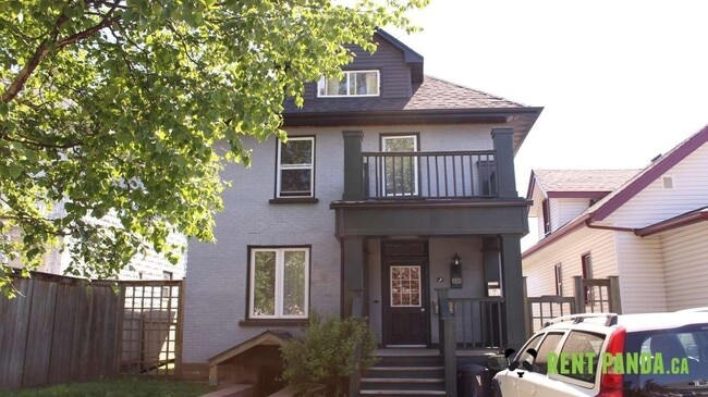 property at 336-336 Harold St N